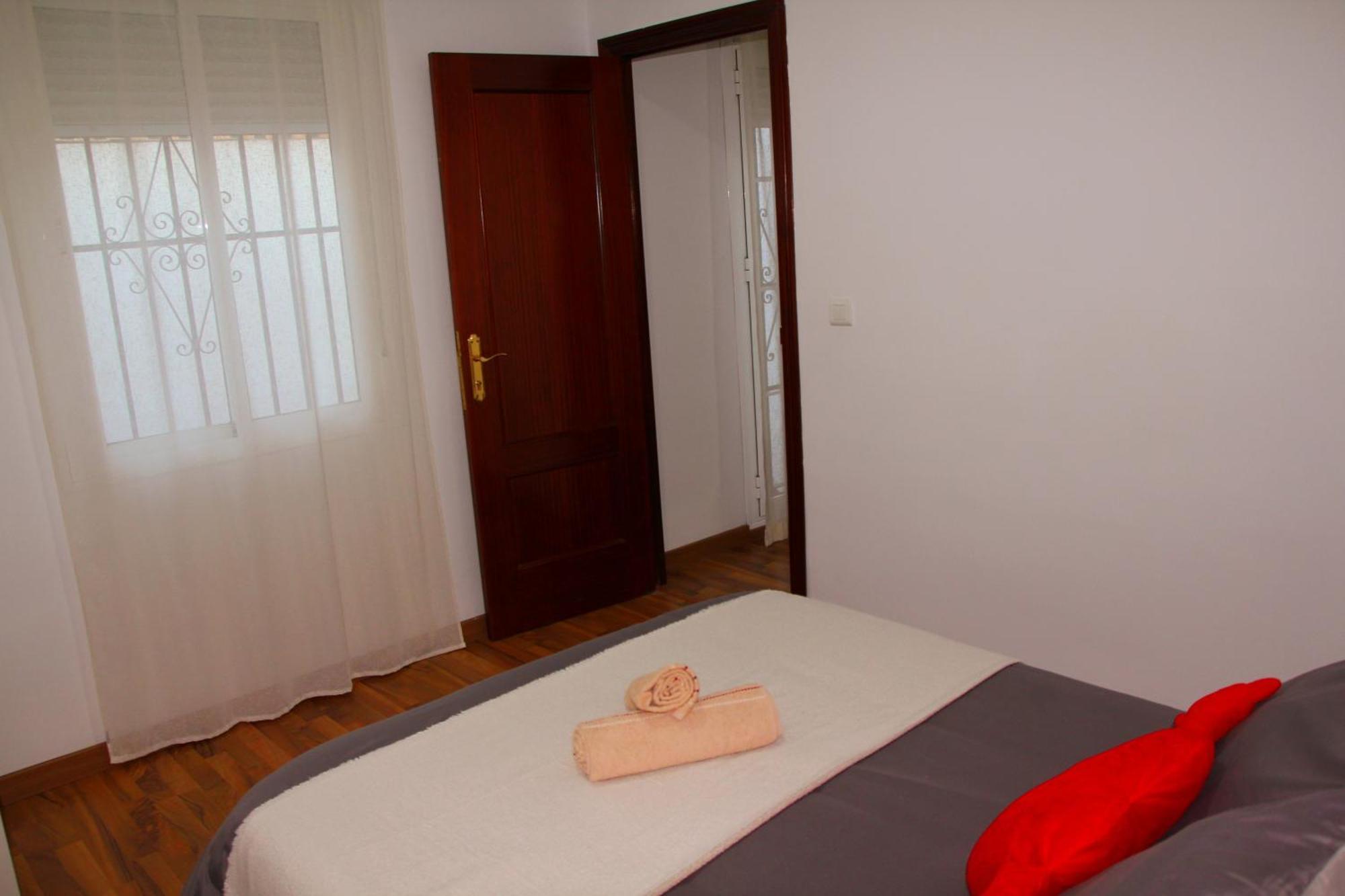 Villa Ahumor Apartamento Entero 20 M Sevilla -6Pax Dos Hermanas Luaran gambar
